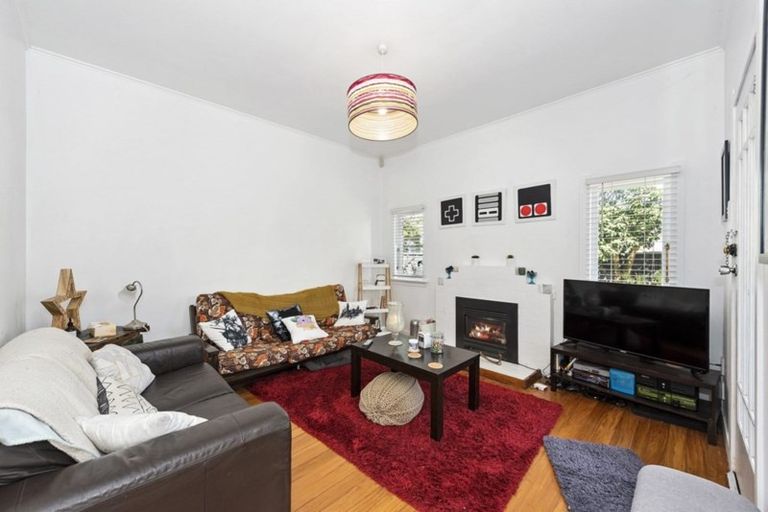 Photo of property in 39 Abbotsford Street, Whitiora, Hamilton, 3200