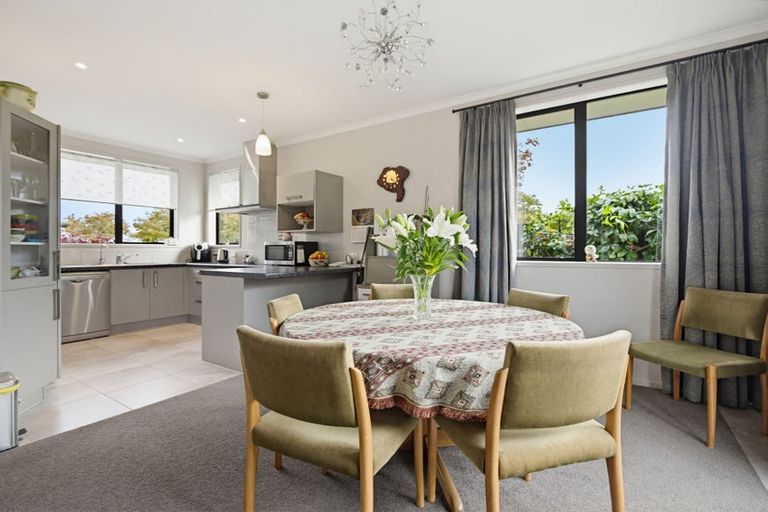 Photo of property in 68a Hamilton Road, Cambridge, 3434