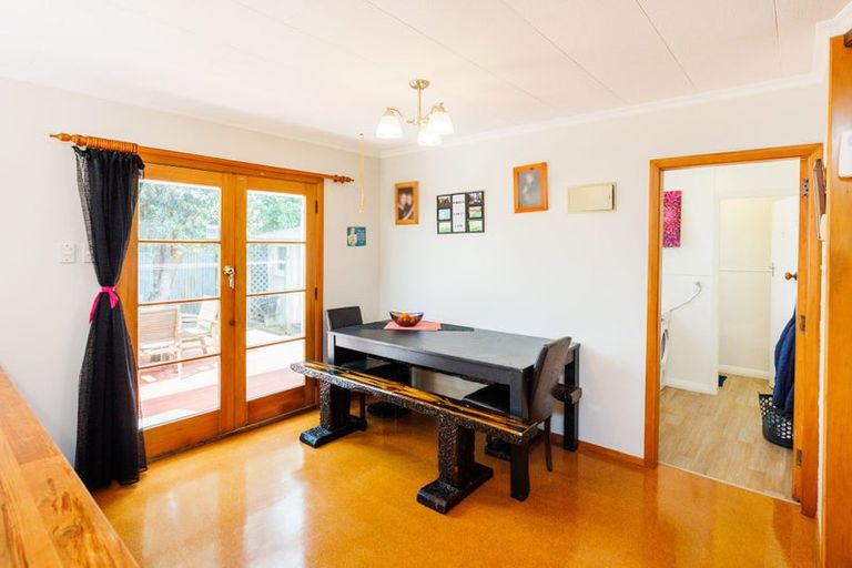 Photo of property in 27 Winchester Street, Awapuni, Palmerston North, 4412