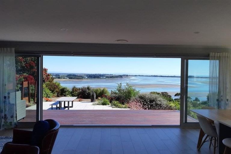 Photo of property in 59 Saint Andrews Hill Road, Mount Pleasant, Christchurch, 8081