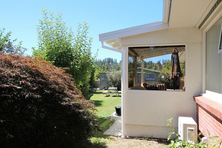 Photo of property in 108 Russell Street, Alexandra, 9320