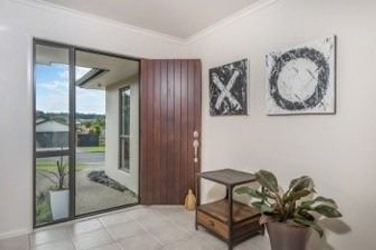 Photo of property in 7 Orwell Road, Greenhithe, Auckland, 0632