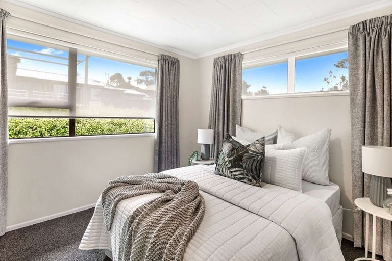 Photo of property in 5 Rangeview Place, Feilding, 4702