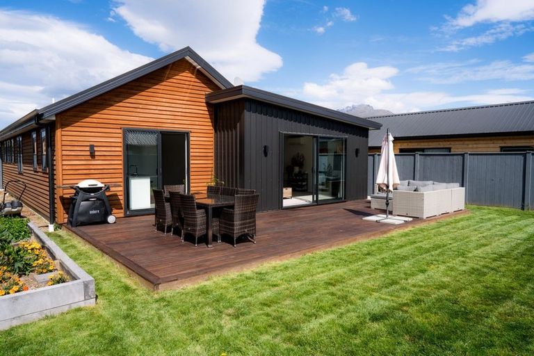 Photo of property in 50 Jack Hanley Drive, Jacks Point, Queenstown, 9371