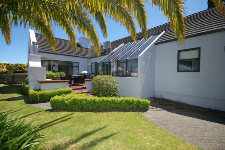 Photo of property in 16 Rhodes Fall, Rangatira Park, Taupo, 3330