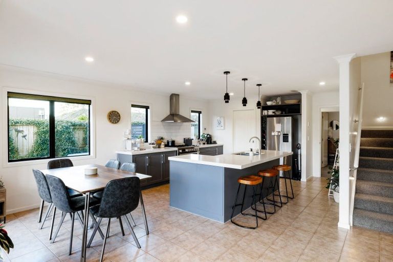 Photo of property in 8 Shalimar Place, Huntington, Hamilton, 3210