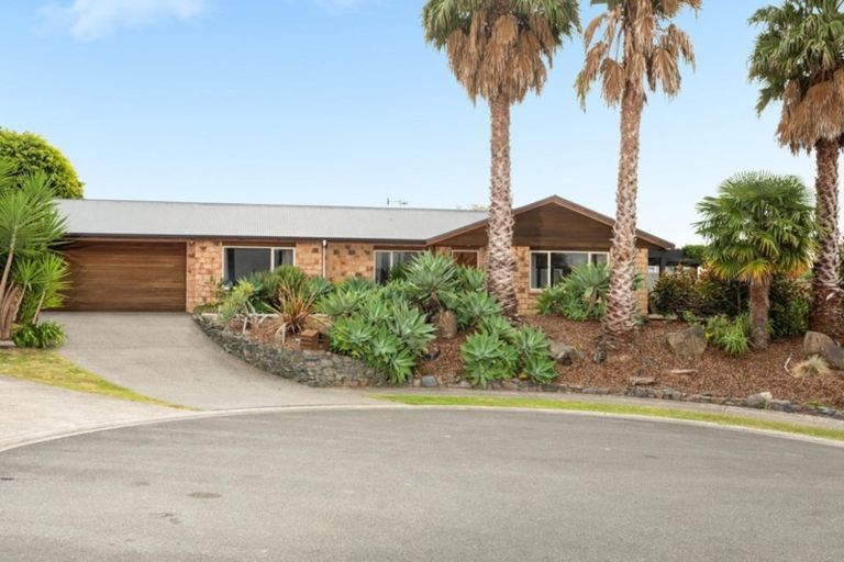 Photo of property in 16 Avon Rise, Welcome Bay, Tauranga, 3112