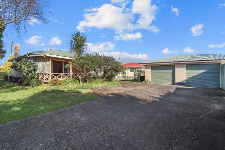 Photo of property in 64 Beach Road, Katikati, 3129