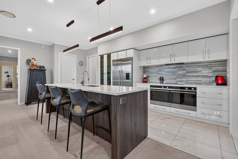 Photo of property in 27 Mill Grove, Clareville, Carterton, 5713