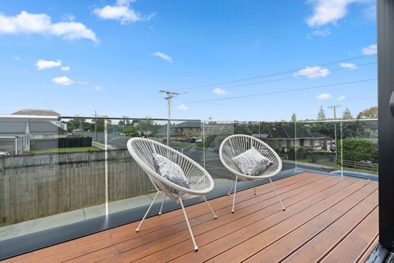 Photo of property in 1/18 Hutchinsons Road, Bucklands Beach, Auckland, 2014