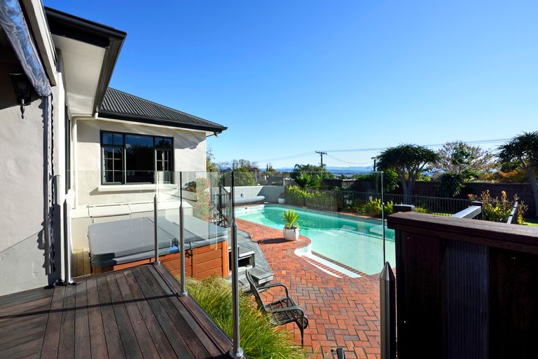 Photo of property in 15 Taupata Street, Stoke, Nelson, 7011