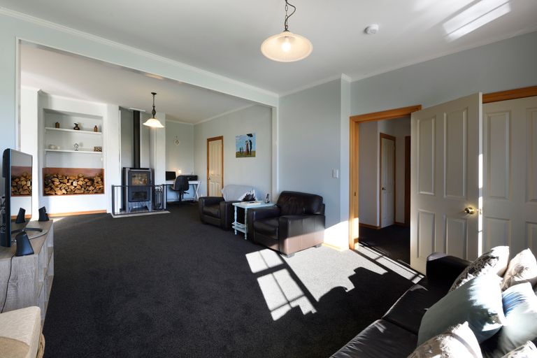 Photo of property in 15 Taupata Street, Stoke, Nelson, 7011