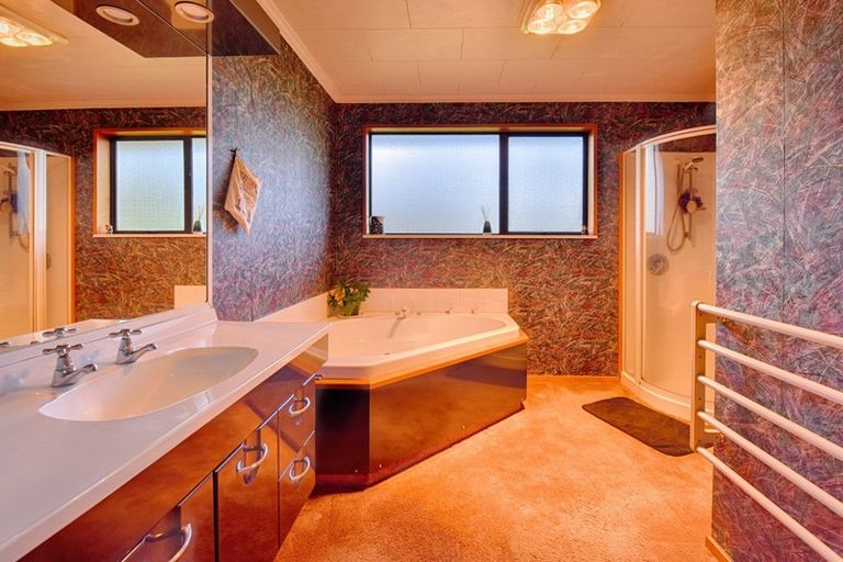 Photo of property in 175 Talbot Street, East Gore, Gore, 9771