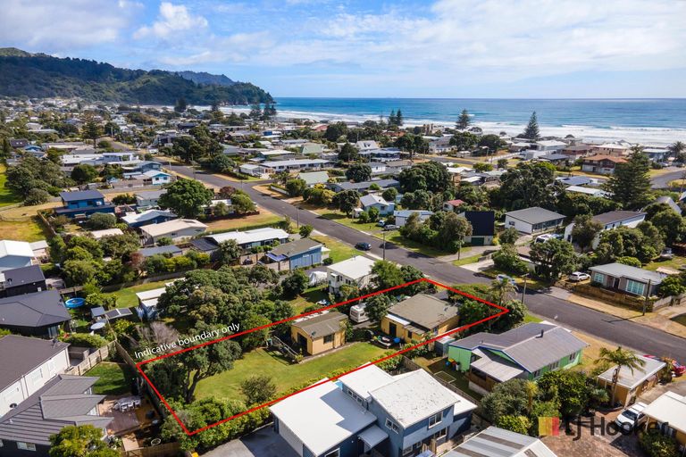 Photo of property in 50 Hillview Road, Waihi Beach, 3611