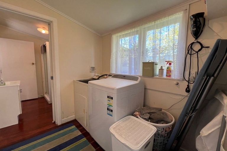 Photo of property in 1/5 Beihlers Road, Weymouth, Auckland, 2103