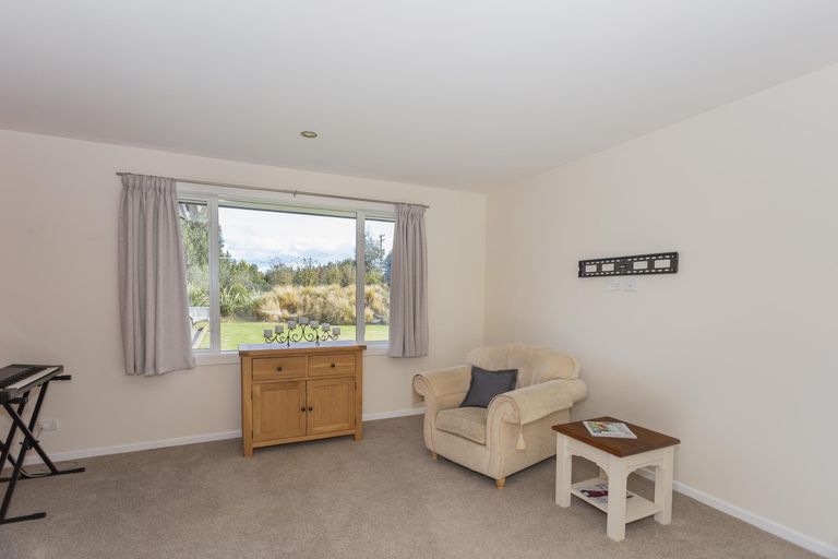 Photo of property in 24 Macs Ridge Road, Oamaru North, Oamaru, 9492