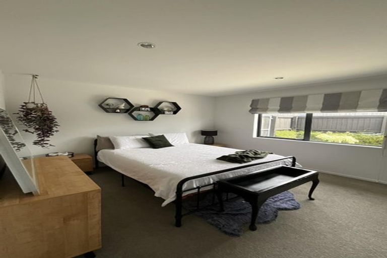 Photo of property in 2/18 Lamorna Road, Parklands, Christchurch, 8083