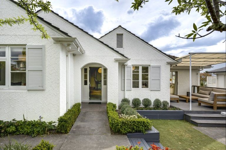 Photo of property in 18a Simla Avenue, Havelock North, 4130