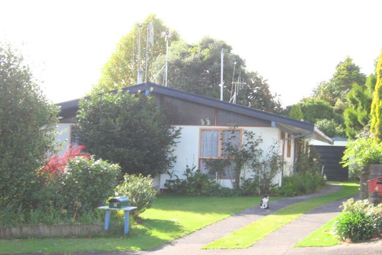 Photo of property in 14 Karaka Place, Tokoroa, 3420