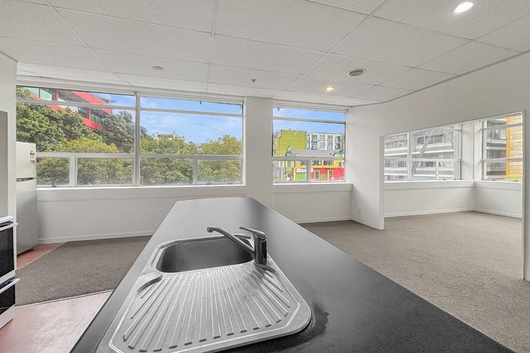 Photo of property in City Lodge, 202/115 Vivian Street, Te Aro, Wellington, 6011