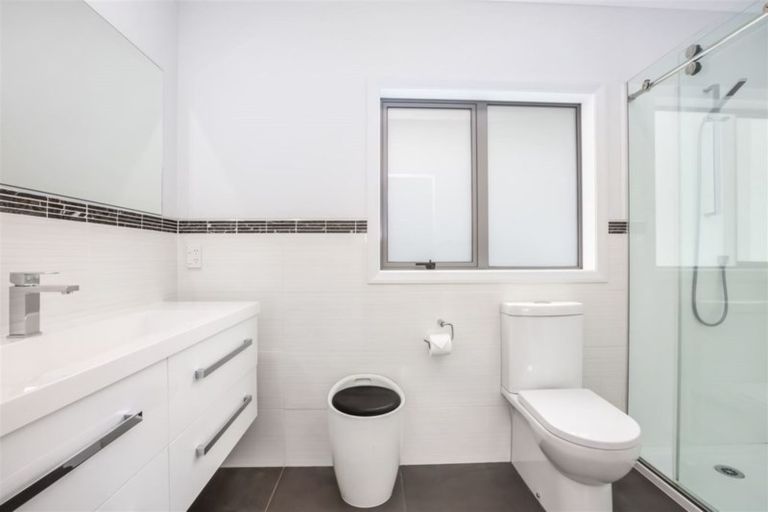 Photo of property in 19 Flotilla Place, Whitby, Porirua, 5024