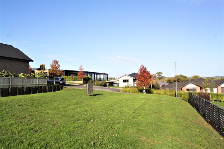 Photo of property in 9 Laly Haddon Place, Matakana, Warkworth, 0985