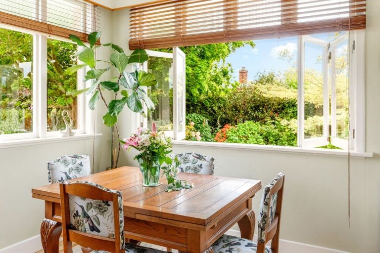 Photo of property in 16 Beaumaris Street, Outram, 9019