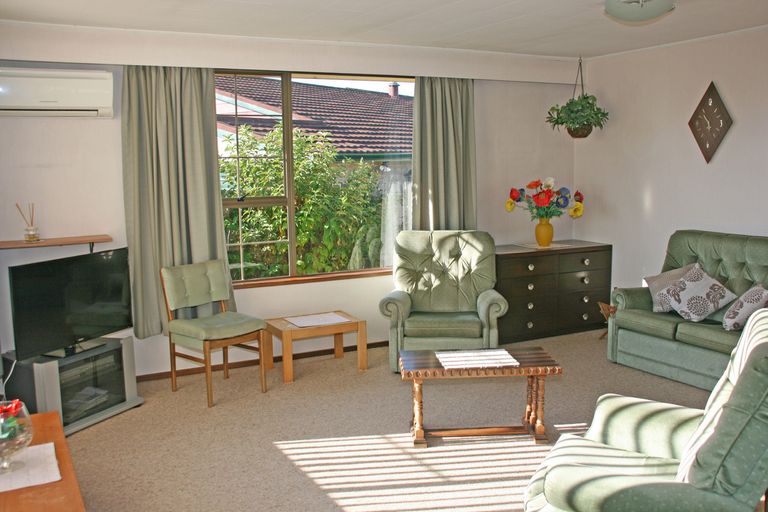 Photo of property in 85a High Street, Mosgiel, 9024