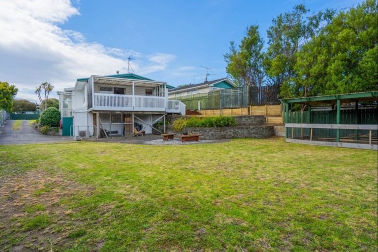 Photo of property in 14 Hollis Road, Paraparaumu Beach, Paraparaumu, 5032