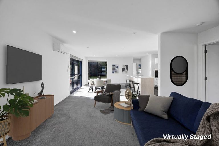 Photo of property in 8 Gladstone Street, Hawera, 4610