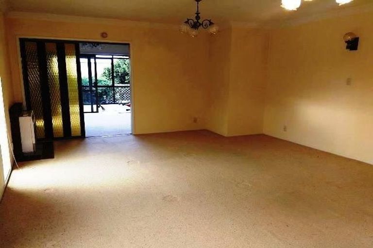 Photo of property in 14 Cattanach Street, St Andrews, Hamilton, 3200