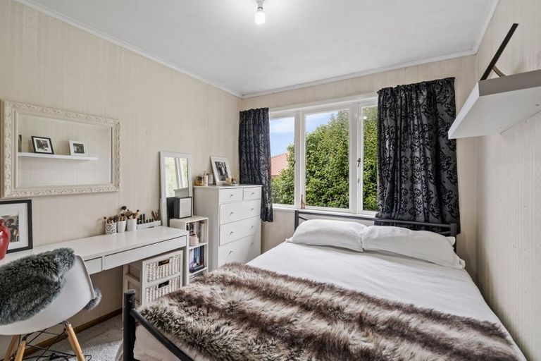 Photo of property in 2/29 Merriefield Avenue, Forrest Hill, Auckland, 0620