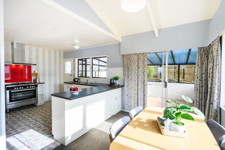 Photo of property in 154 Lethbridge Street, Feilding, 4702