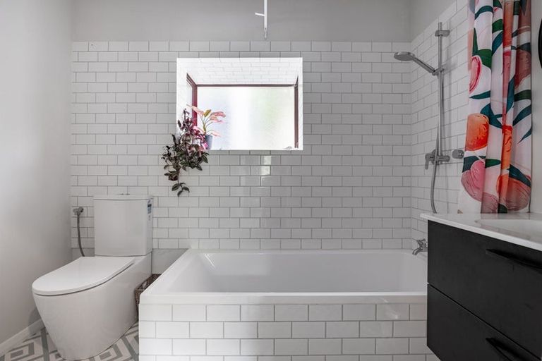 Photo of property in 135 Emano Street, Toi Toi, Nelson, 7010