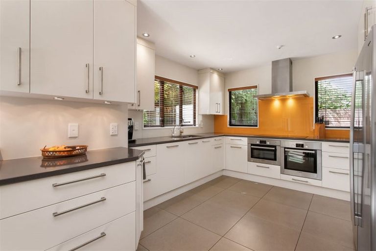 Photo of property in 77a Watford Street, Strowan, Christchurch, 8052