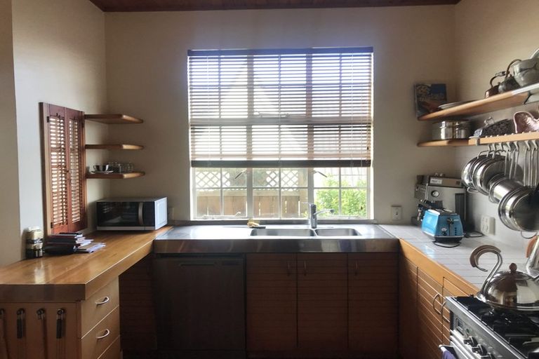 Photo of property in 42 Combes Road, Remuera, Auckland, 1050