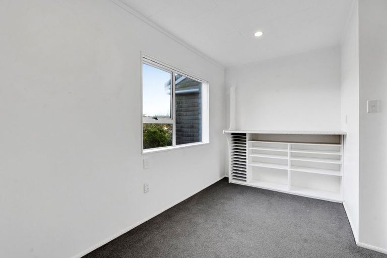 Photo of property in 10b Camden Street, Vogeltown, New Plymouth, 4310