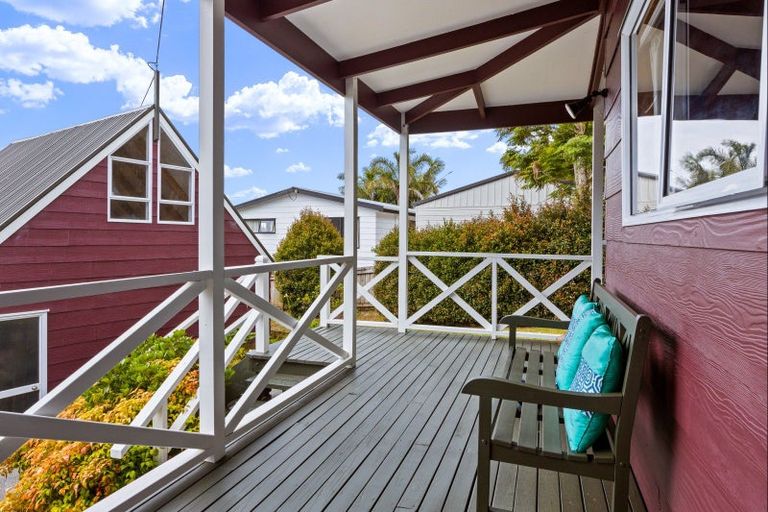 Photo of property in 83 Stillwater Crescent, Stillwater, Silverdale, 0993