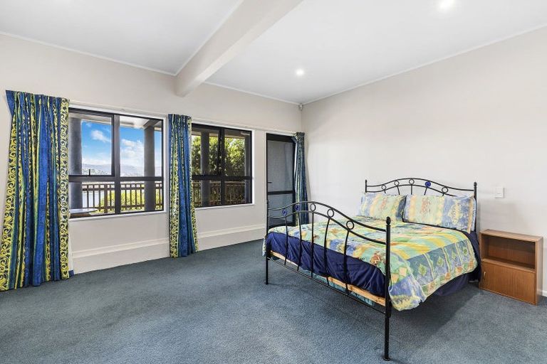 Photo of property in 35 Kaikoura Street, Maupuia, Wellington, 6022