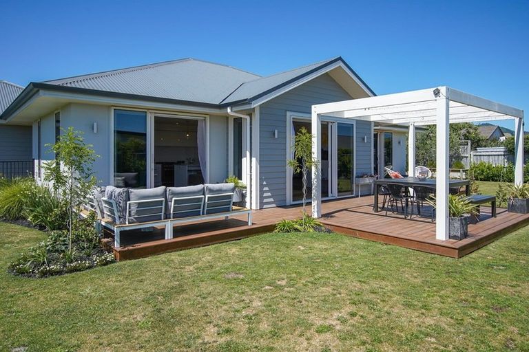 Photo of property in 8 Boysenberry Grove, Richmond, 7020