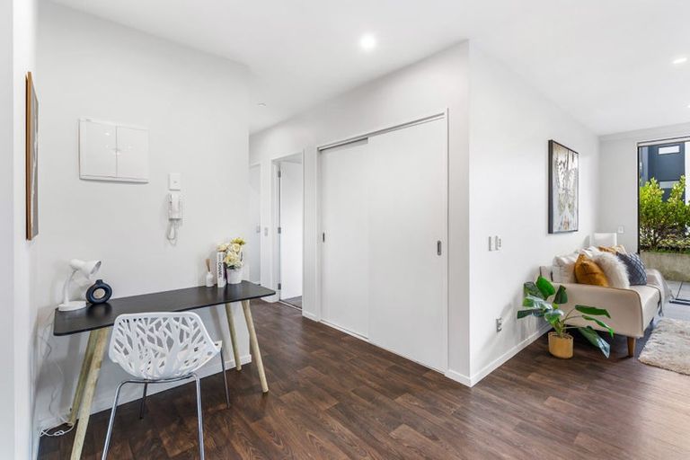 Photo of property in 7/2g Onekiritea Road, Hobsonville, Auckland, 0616