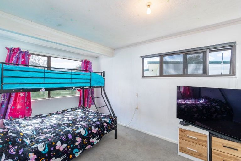 Photo of property in 23 Weka Grove, Elderslea, Upper Hutt, 5018