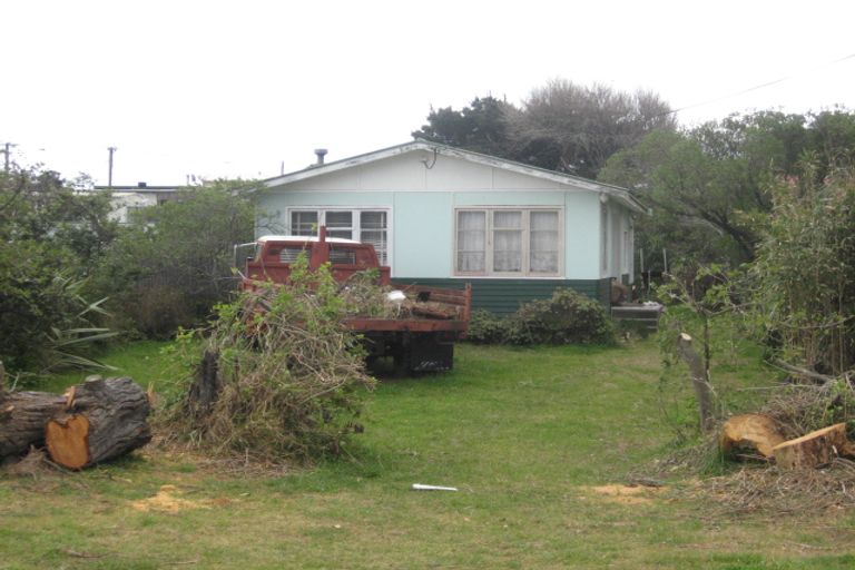 Photo of property in 145 Park Avenue, Waitarere Beach, Levin, 5510