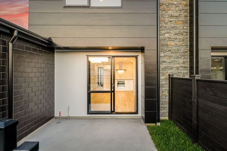 Photo of property in 6 Whakato Avenue, Kumeu, 0810