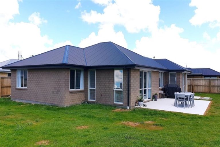 Photo of property in 15 Cressy Place, Darfield, 7510