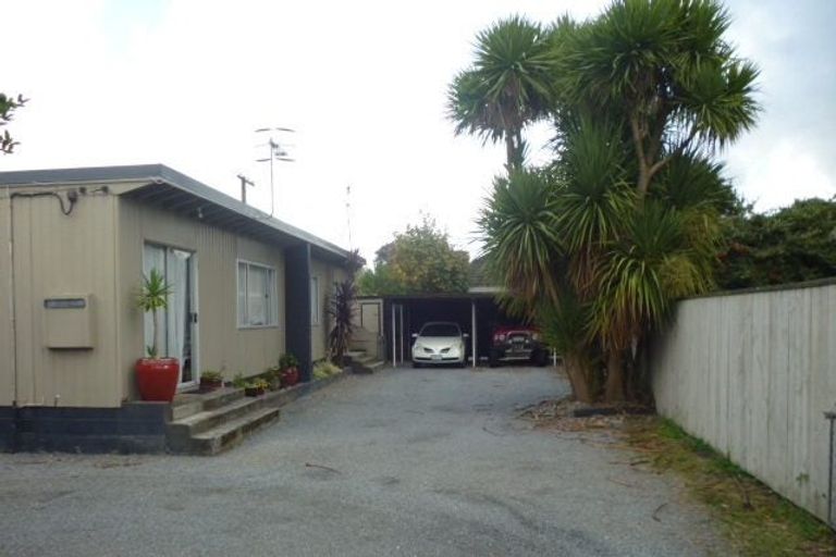 Photo of property in 69 Pine Avenue, Ebdentown, Upper Hutt, 5018