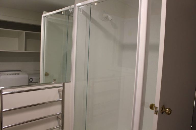 Photo of property in 18 Dedwood Terrace, Saint Marys Bay, Auckland, 1011