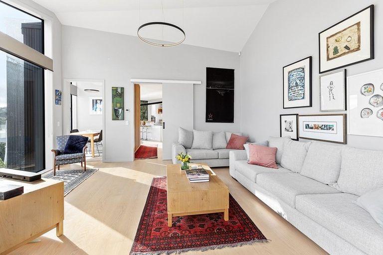 Photo of property in 64 Ira Street, Miramar, Wellington, 6022