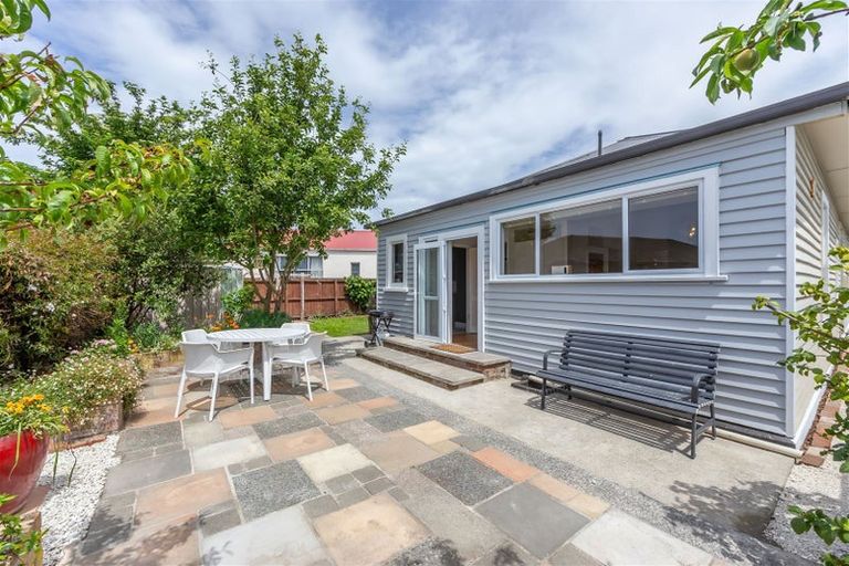 Photo of property in 35 Dampier Street, Woolston, Christchurch, 8023