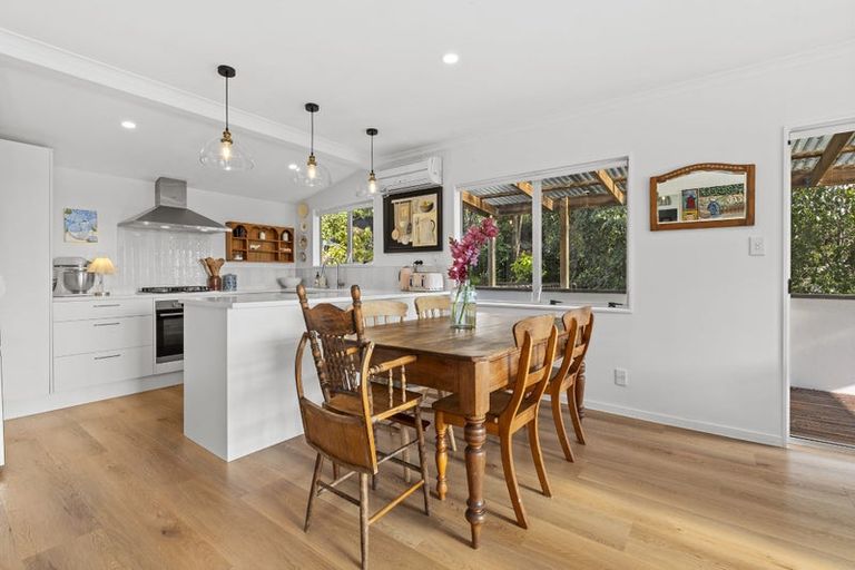 Photo of property in 59b Arran Road, Browns Bay, Auckland, 0630